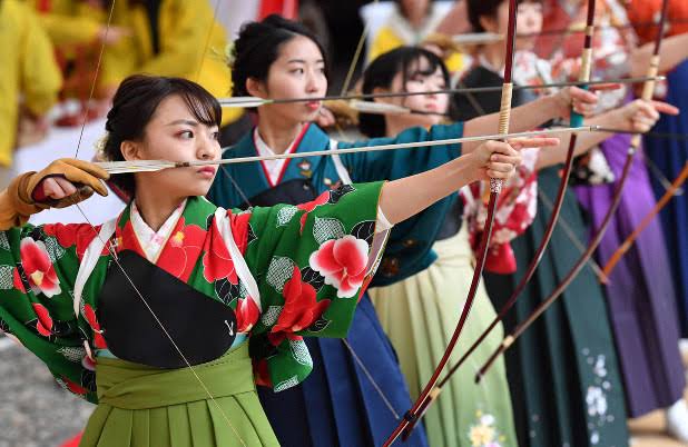 Kyoto’da “Toshiya” 2020 Yeni Yıl Kyudo etkinliğine 1500 kişi katıldı