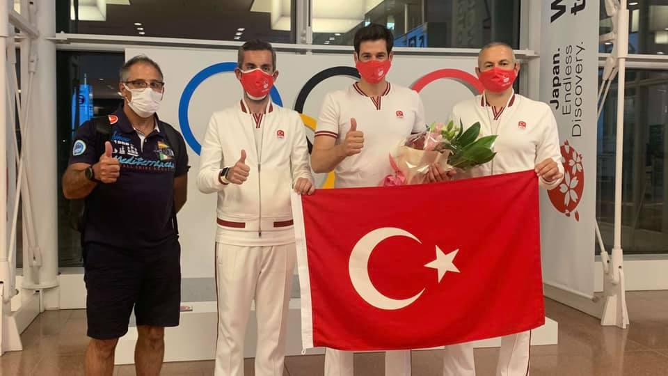 Olimpiyatlar için ilk kafile Tokyo’ya gitti